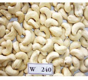 W240 Cashew Kernels