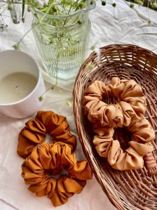 Coffee scrunchie