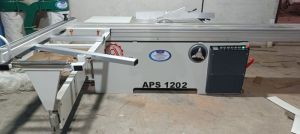 Sliding Table Panel Saw