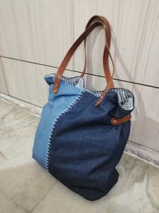 Travelling tote bag