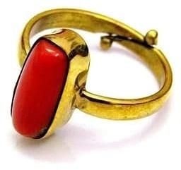 Moonga stone ring