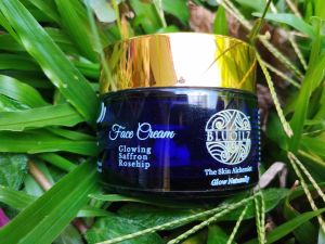 Glowing Saffron Face Cream