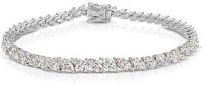 PREV NEXT Leaning Style Marquise Diamond Tennis Bracelet