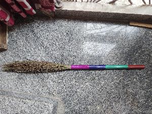 Tiranga broom