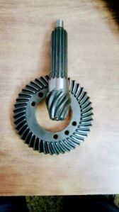 Mahindra Yuvi 215 Crown Pinion