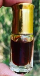 1st Grade oud oil