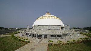 buddhist temples stone