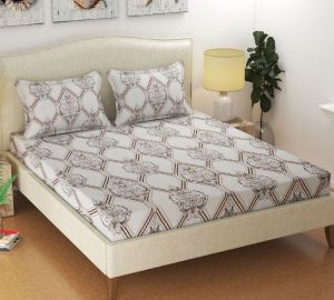 Beautiful Lining Bedsheet Flat For Double Bed