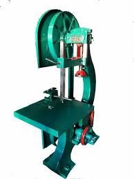 Wood Cutting Bandsaw Machine