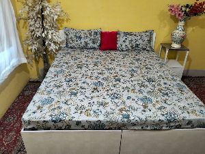 Anokhi Multicolor Printed cotton King Size Bedsheet