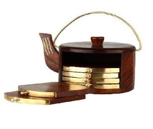 Wooden Kettle Shape Coaster Set