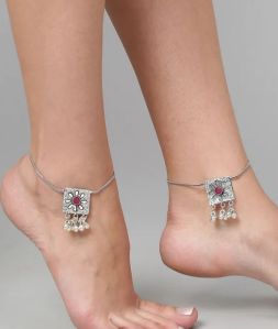 Silver Plated Kundan Anklet