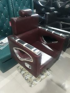 beauty parlour chair