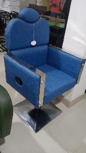 D Handle Salon Chair