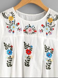 Ladies Cotton Embroidary Top