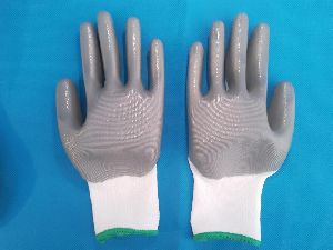 nitrile coated glove