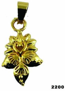 Brass micro gold plated leaf pendant