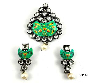 Premium oxidised kundan pendant green set