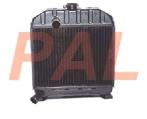 15221-72060 Kubota Tractor Radiator