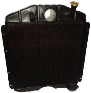 Mercedes 911 Truck Radiator