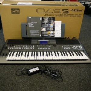 New Yamaha PSR SX900 S975 SX700 S970 Keyboard