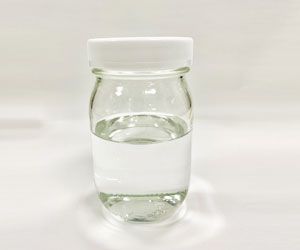 Isobornyl Acetate Oil