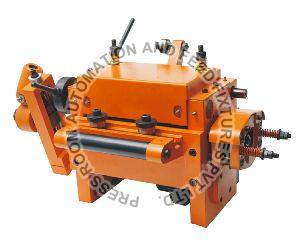 Mechanical Roll Feeder