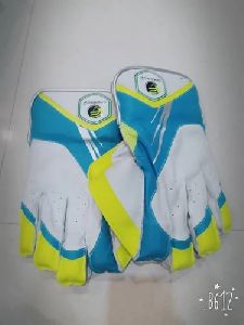 Full Finger Wicket Keeping Gloves