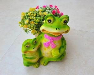 Frog with Baby Planter