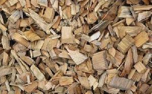 moisture retention plants wood chips
