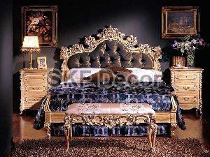 Classical Carved Bed