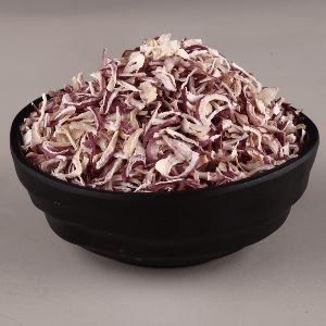 Dried Onion Flakes