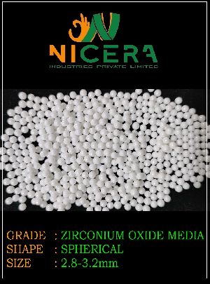 2.8-3.2mm Yttrium Stabilized Zirconium Oxide Beads