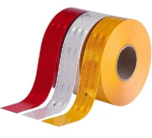 REFLECTIVE TAPES FOR VEHICLES