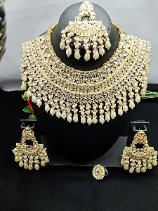 Kundan Jewellery