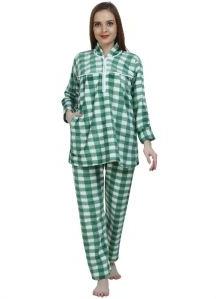 Ladies Checkered Dark Green Woolen Night Suit