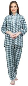 Ladies Checkered Light Green Woolen Night Suit