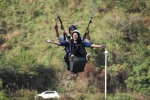 tandem paragliding joy ride