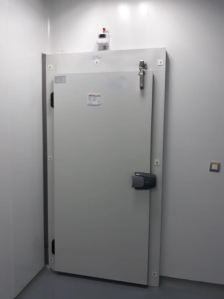 walk-in chamber