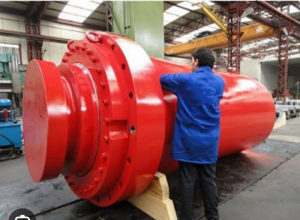 Hydraulic cylinder, capacity 5000 ton