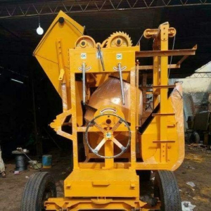 Concrete Hopper And Lift Mixer Machine