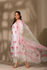 women salwar kameez