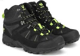 trekking shoes