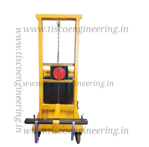 Boom counterbalance floor crane