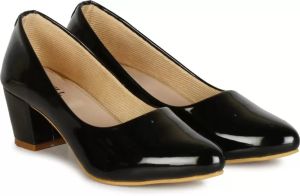 Women heel shoes