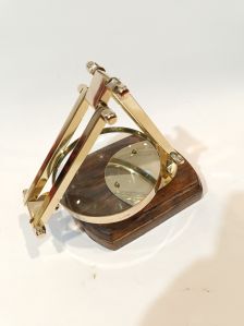 Wooden Base Brass Adjustable Magnifying Glass
