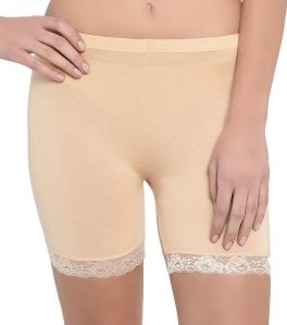 Cycling Shorts With Lace