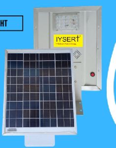 IYSERT 15W SOLAR ALL IN ONE STREET LIGHT