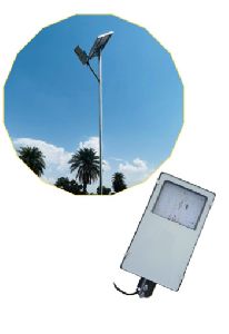 IYSERT 15W SOLAR SEMI INTEGRATED STREET LIGHT