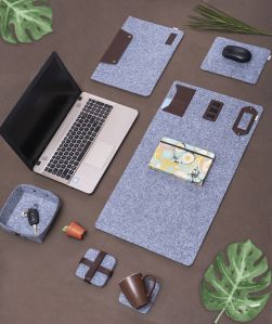 OON Felt Best Gift Kit For Employee